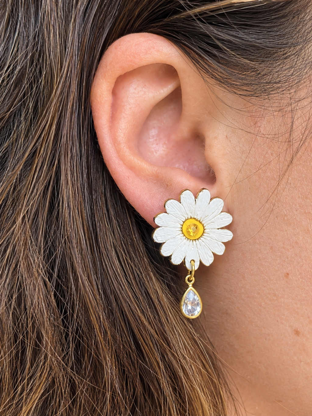 🌼 Daisy Bloom Stud