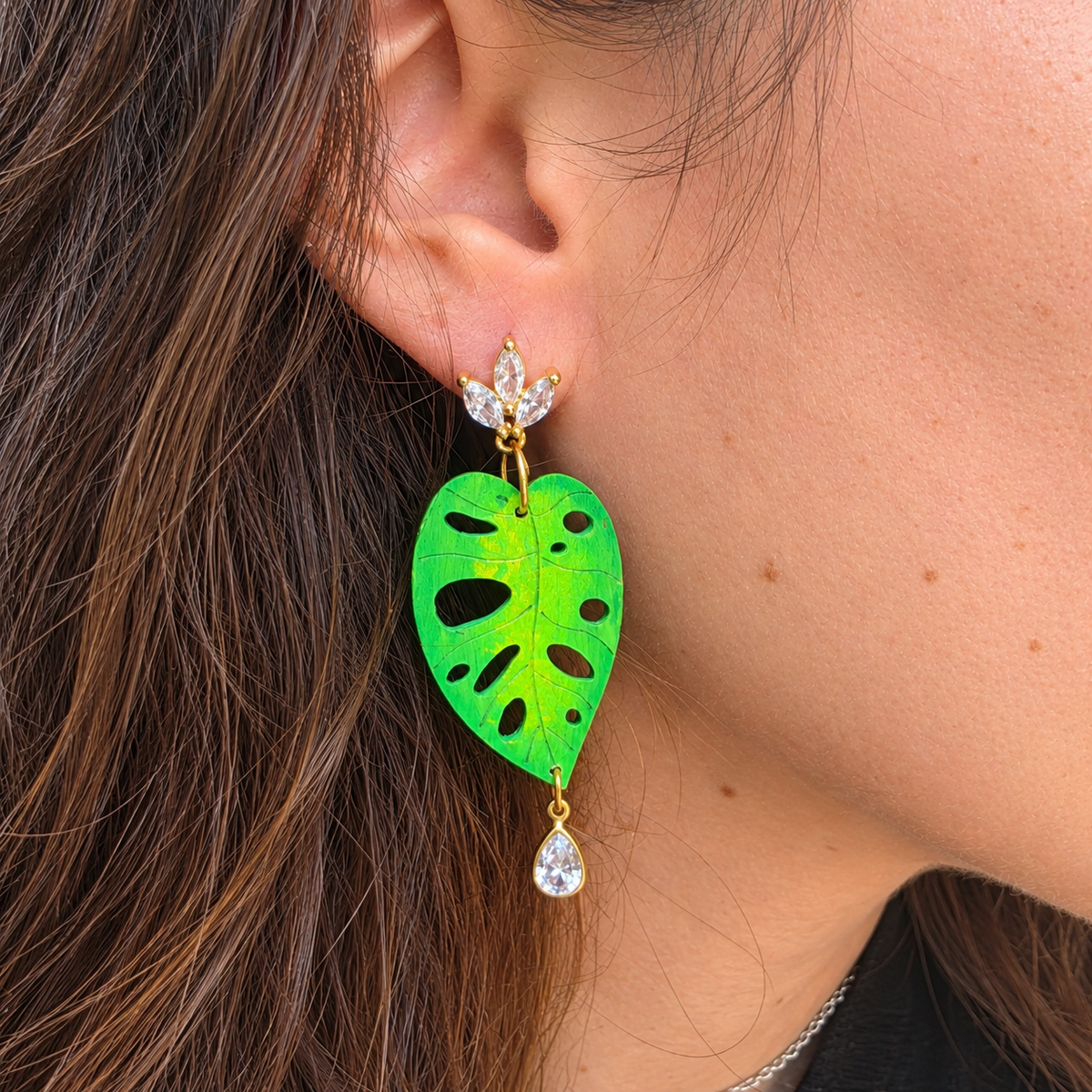 🍀 Tropical Leaf
